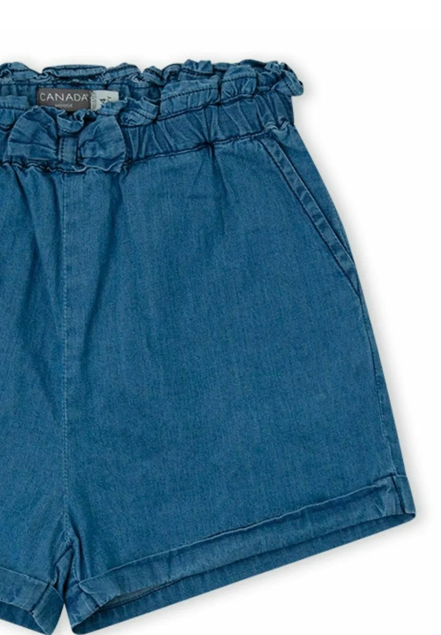 Short Lucila