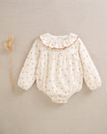 Ranita de bebé niña beige con estampado de flores