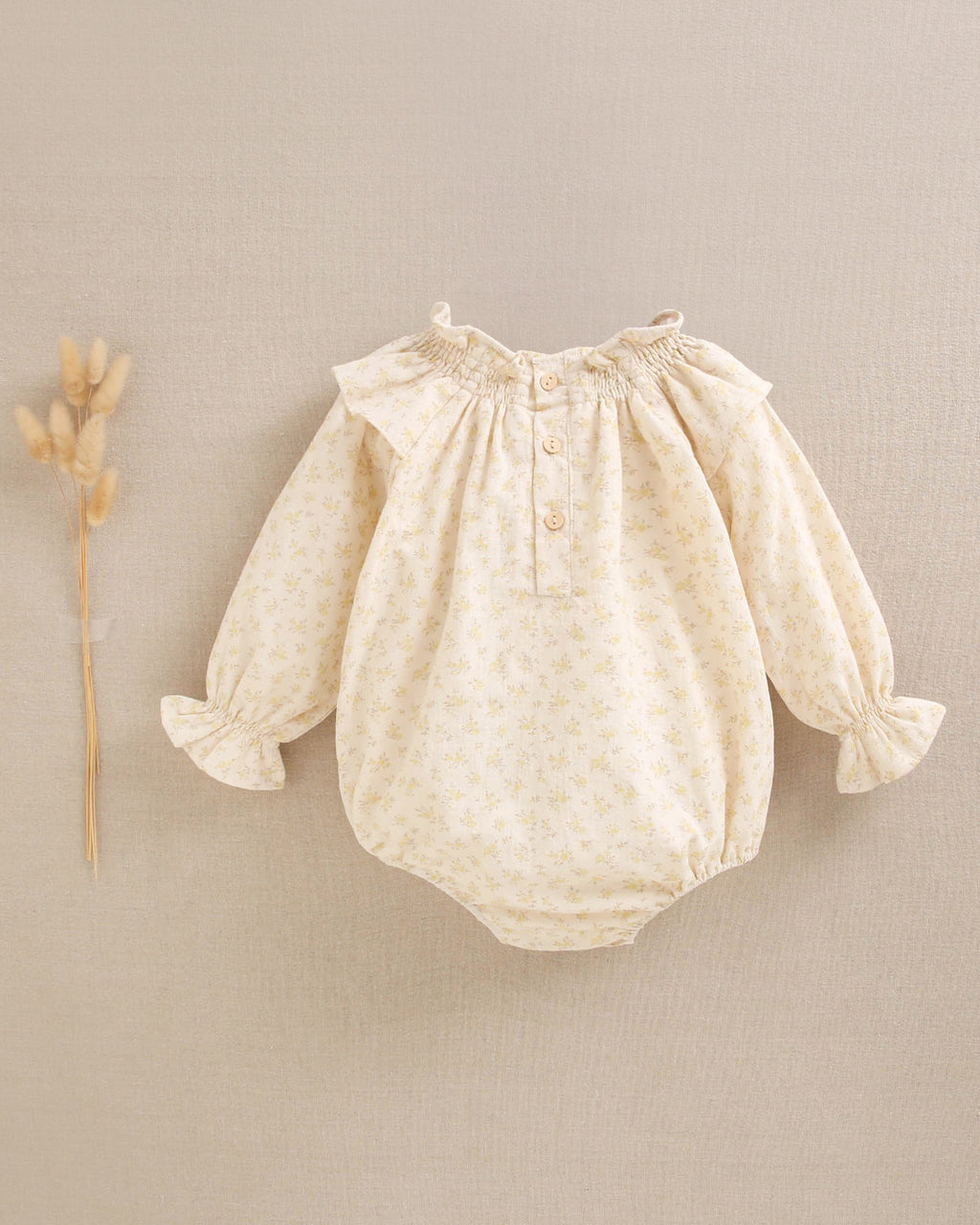Ranita de bebé niña beige con detalle amarillo
