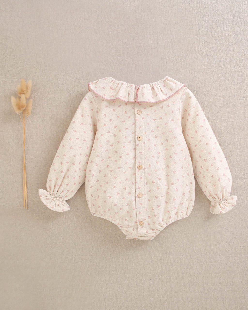 Ranita de bebé niña beige con estampado de flores rosas