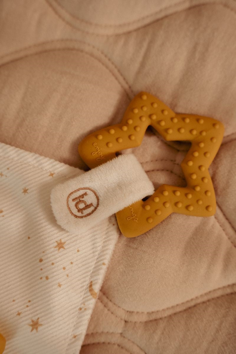 DOUDOU CON MORDEDOR NEWBORN NATURALS LIT