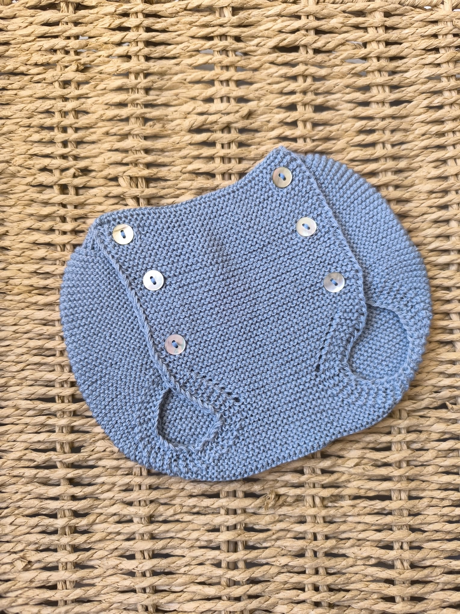 Conjunto jersey en manga corta y cubrepañal en punto bobo