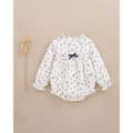 Ranita de bebé niña de bambula blanca con lazo azul